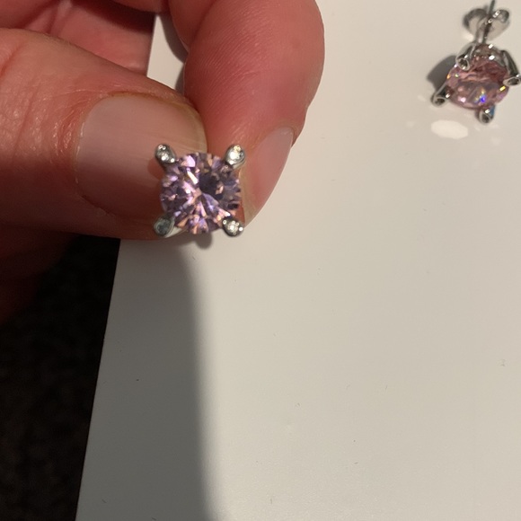 NWOT Pink Sapphire Round Studs in 18k white gold - Picture 2 of 2
